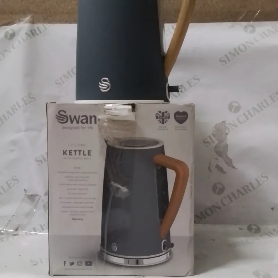 BOXED SWAN 1.7L KETTLE