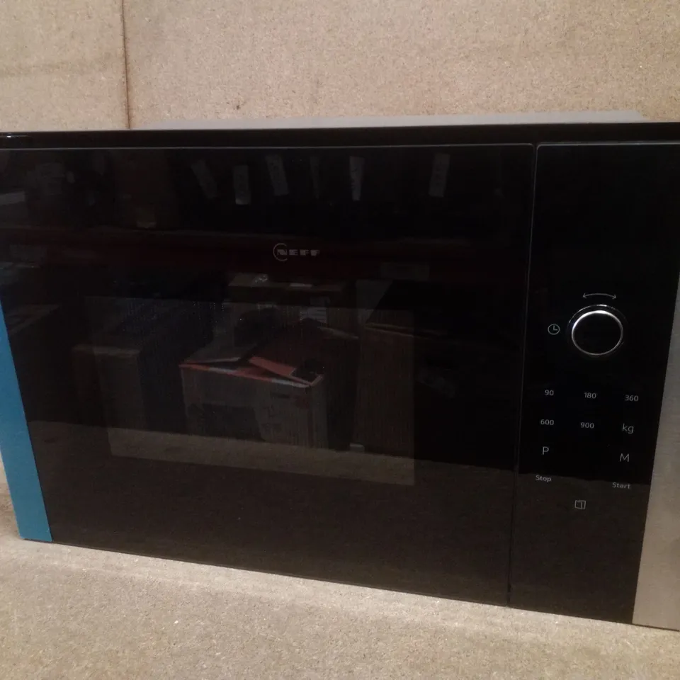 BOXED NEFF N50 HLAWD53N0B 25 LITRE 38CM HIGH, BUILT IN SMALL STANDARD MICROWAVE OVEN - BLACK / STAINLESS STEEL