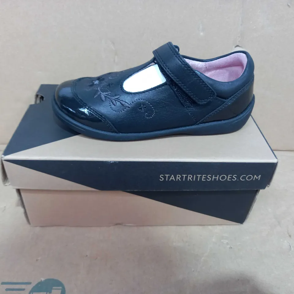 BOXED PAIR OF START RITE SHOES IN BLACK EU SIZE 28