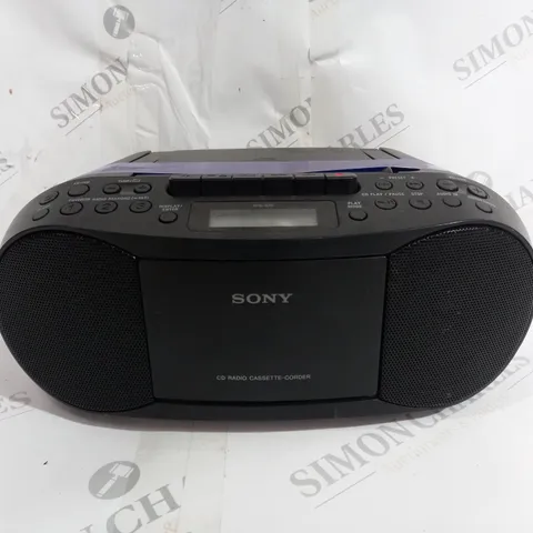 SONY CD RADIO CASSETTE PLAYER RECORDER CFD-S70: FM/AM/WIDE FM CFD-S70 B