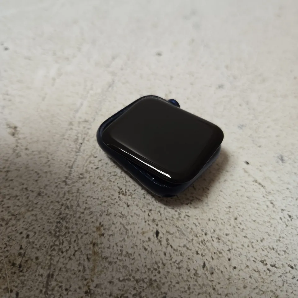 APPLE WATCH SERIES 6 44MM