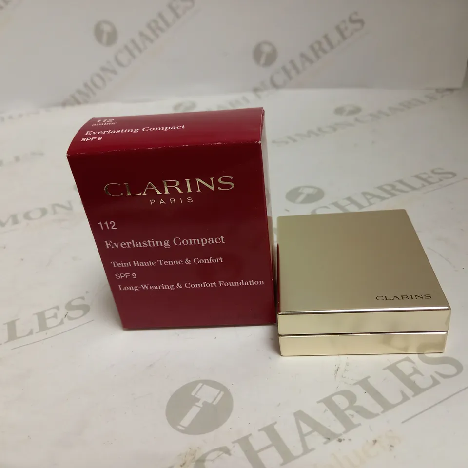 CLARINS EVERLASTING COMPACT FOUNDATION SHADE 112 AMBER