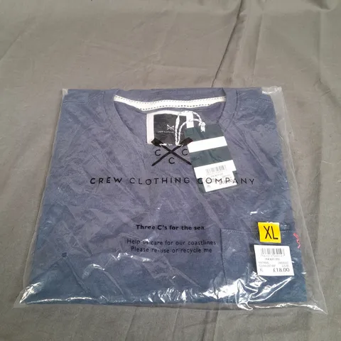 SEALED CREW CLOTHING COMPANY NAVY T-SHIRT - XL
