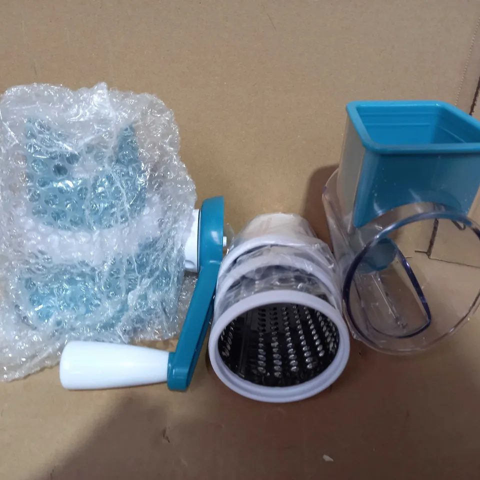 COOK'S ESSENTIALS SPEED GRATER & SLICER WITH SUCTION BASE IN TEAL