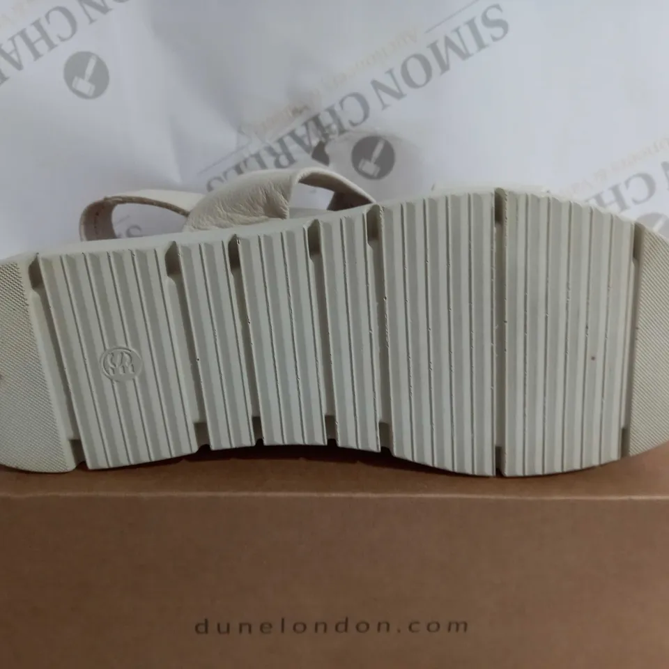 BOXED PAIR OF DUNE WHITE LEATHER PLATFORM SANDALS - SIZE 7
