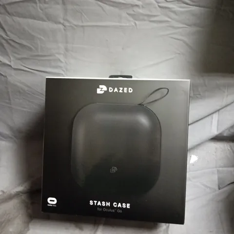 BOX OF APPROXIMATELY 18 DAZED STASH CASE FOR OCULUS GO