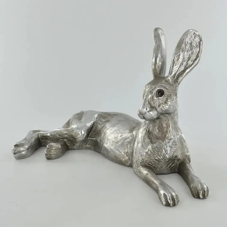 BOXED DAVIDSVILLE BLUEBELL HARE HARRIET GLEN SILVER SCULPTURE (1 BOX)