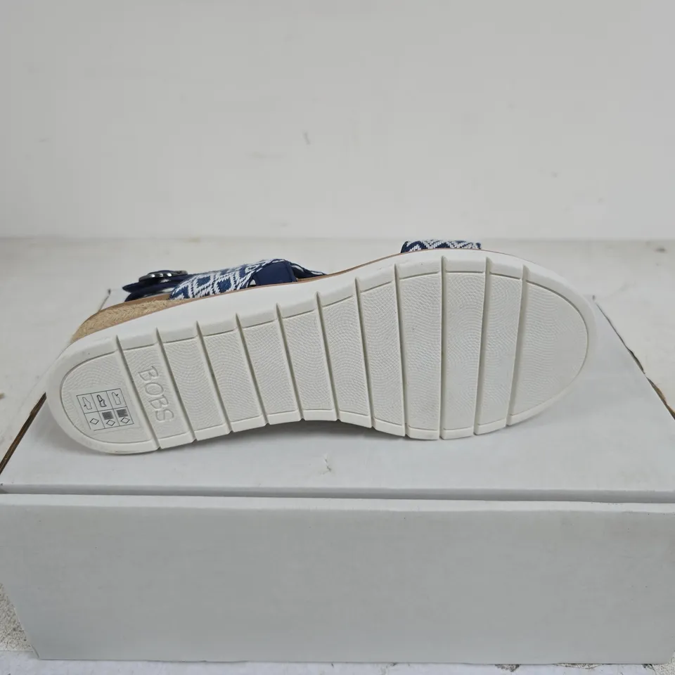 SKECHERS BEACH KISS OCEAN RUSH WEDGE SANDAL UK 5 BOXED
