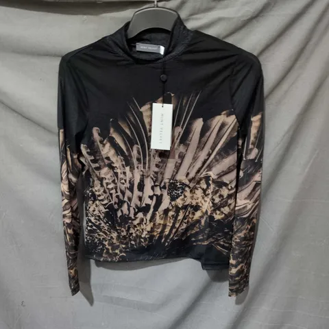 MINT VELVET BLACK FEATHER PRINT LONG-SLEEVE TOP, SIZE M