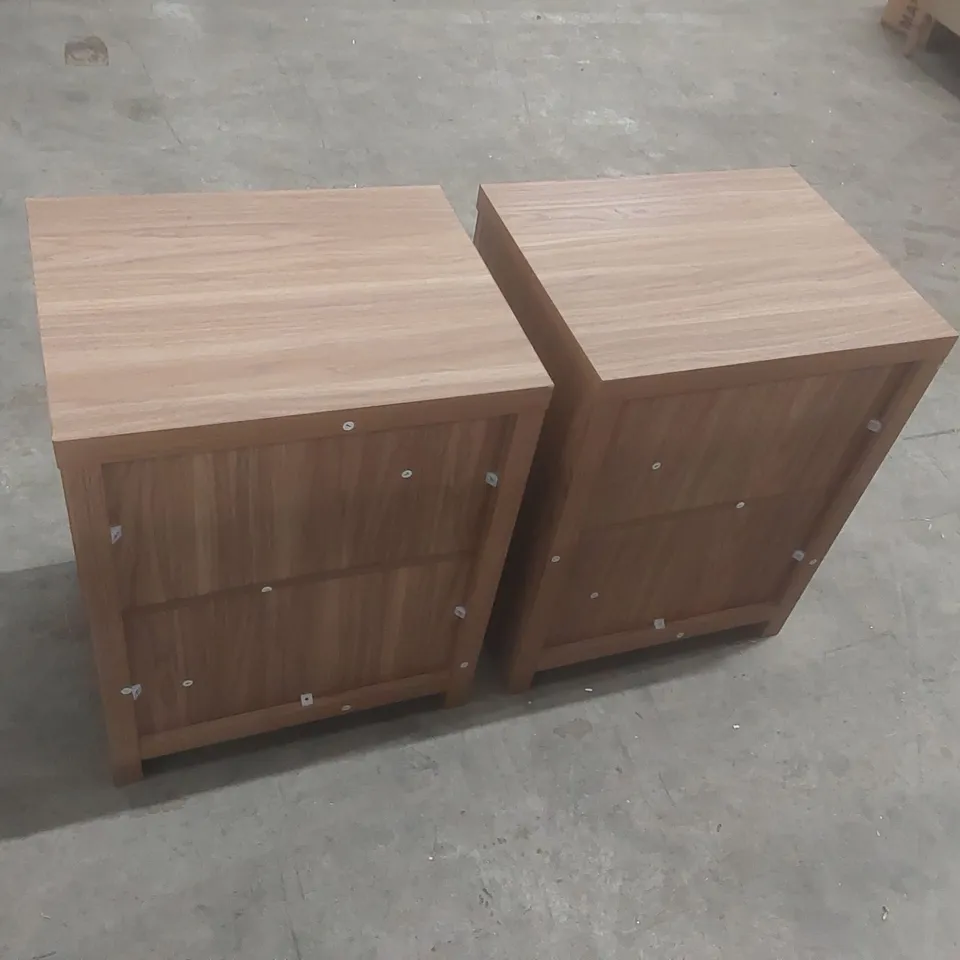 DESIGNER 4 PIECE BEDROOM SET WITH DRESSER & NIGHTSTAND COLOUR: NATURAL OAK