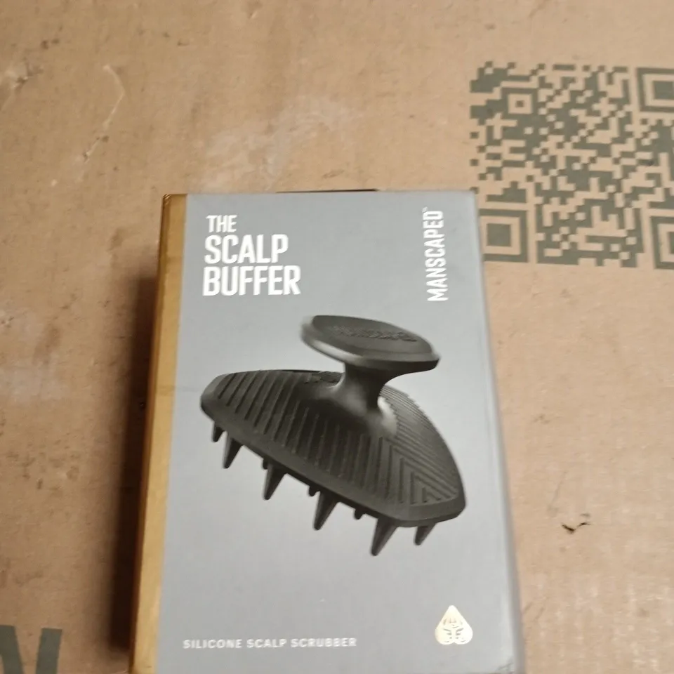 MANSCAPED THE SCALP BUFFER SILICONE SCALP SCRUBBER