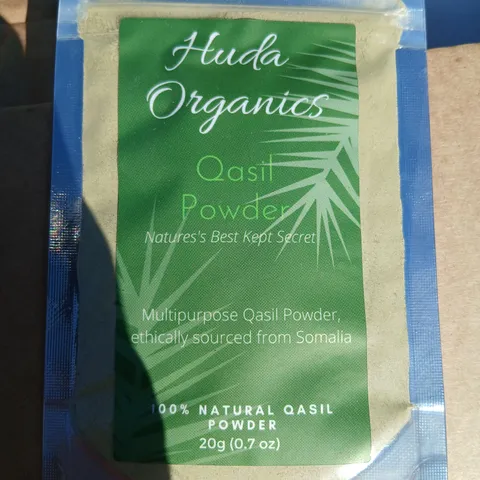 APPROXIMATELY 300 HUDA ORGANICS QASIL POWDER – 20G (0.7 OZ) – 100% NATURAL, ETHICALLY SOURCED FROM SOMALIA