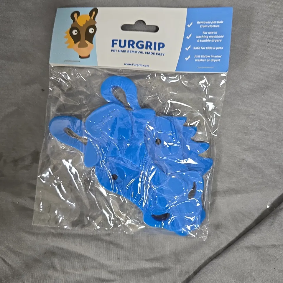 APPROXIMATELY 130 FURGRIP LAUNDRY PET HAIR REMOVERS - HORSE