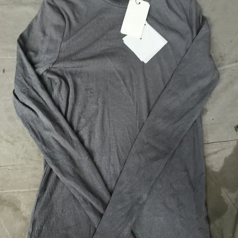 AADA STUDIOS SINA TURTLENECK LONG SLEEVE TOP IN GREY SIZE SMALL