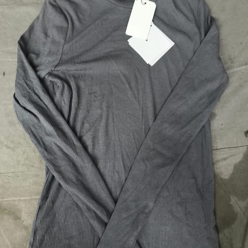 AADA STUDIOS SINA TURTLENECK LONG SLEEVE TOP IN GREY SIZE SMALL