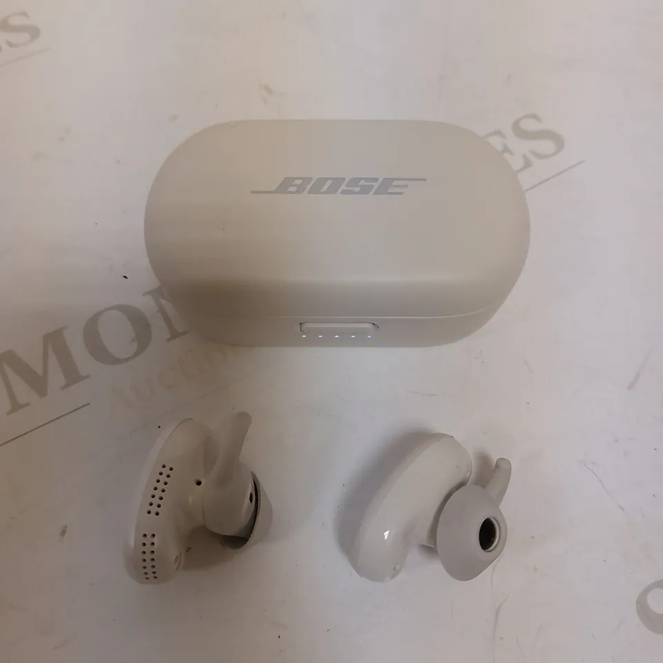 BOSE QUIETCOMFORT NOISE CANCELLING EARBUDS