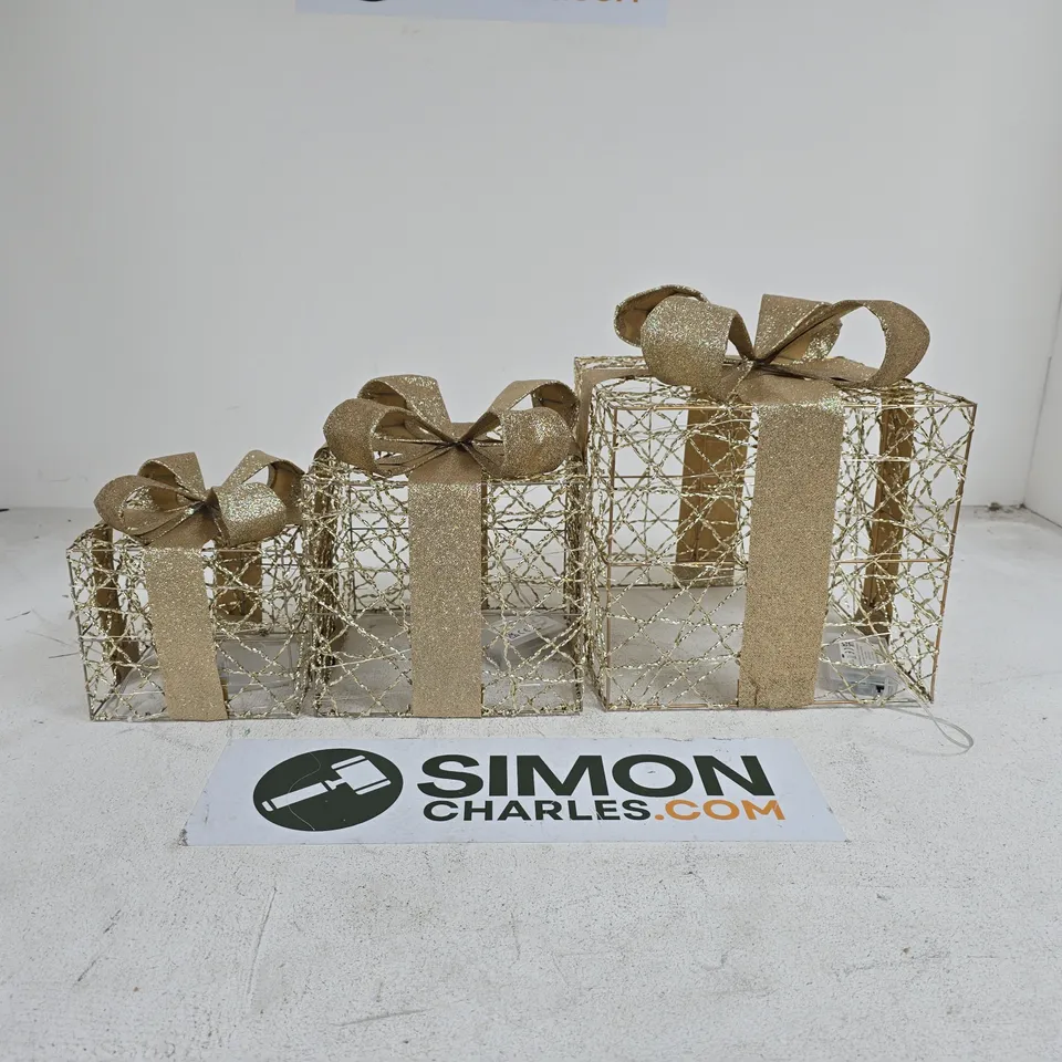 SET OF 3 CHRISTMAS GOLD "PRESENT" DECORATIONS BOXED
