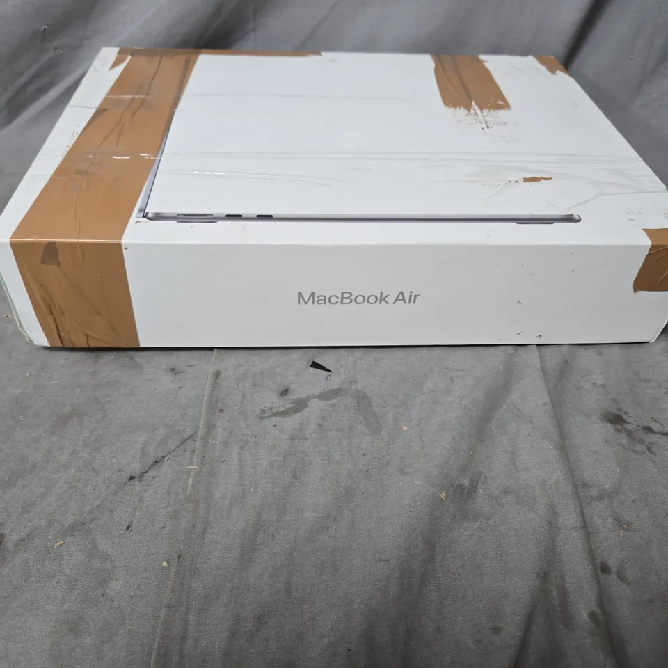 APPLE MACBOOK PRO 13-INCH LAPTOP – SILVER (VERIFY MODEL)