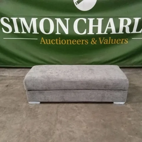 BROADGATE LARGE FOOTSTOOL - GREY