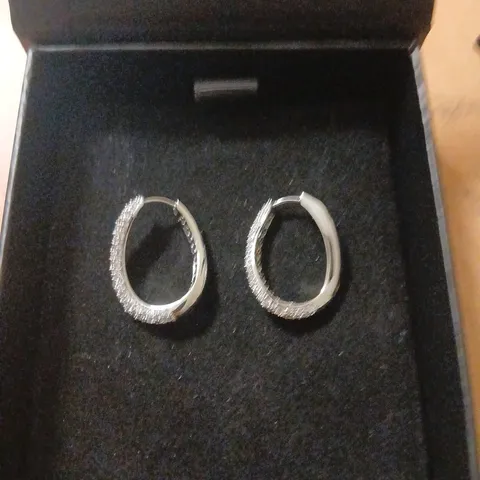 PAUL COSTELLO FOR DIAMONIQUE WAVE CHAIN LINK EARRINGS