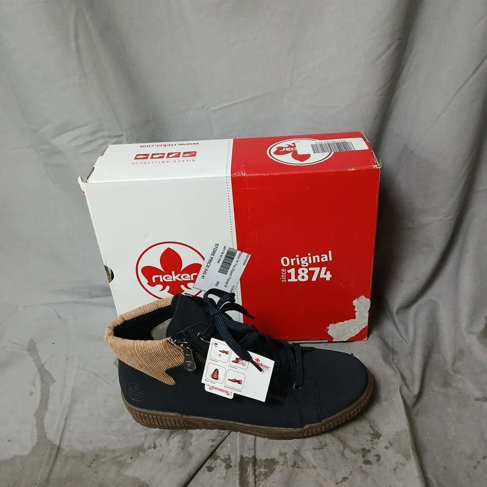 RIEKER BLACK HIGH-TOP BOOTS WITH TAN KNIT COLLAR - SIZE EUR 40