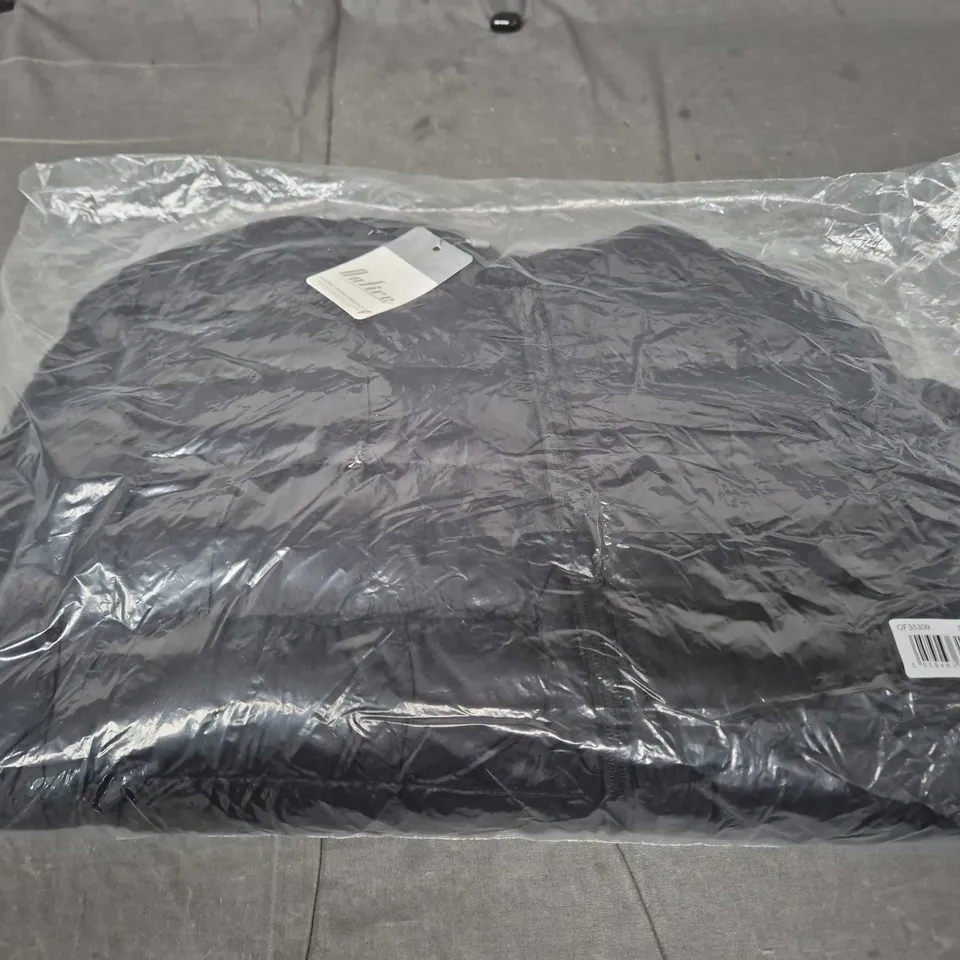 ON FIRE BLACK PADDED COAT SIZE XL