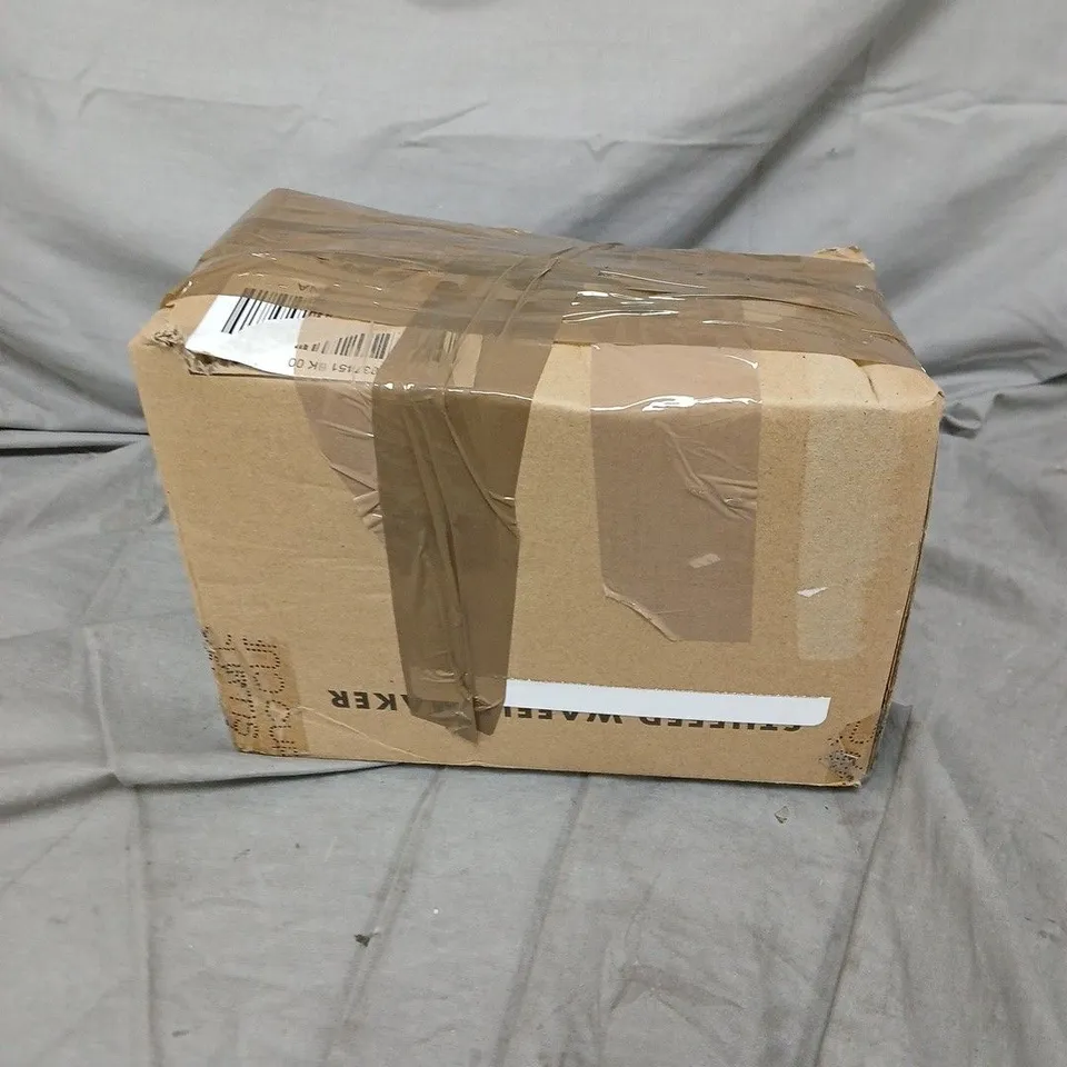 CURTIS STONE WAFFLE MAKER