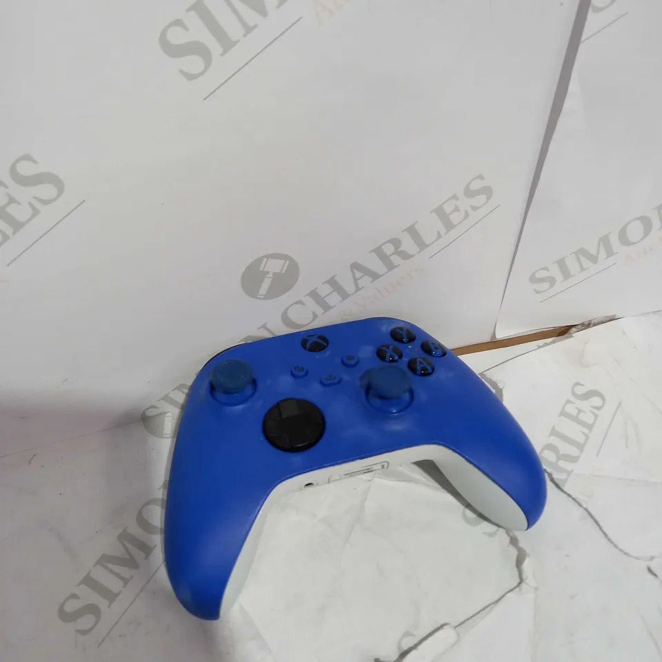XBOX ONE CONTROLLER