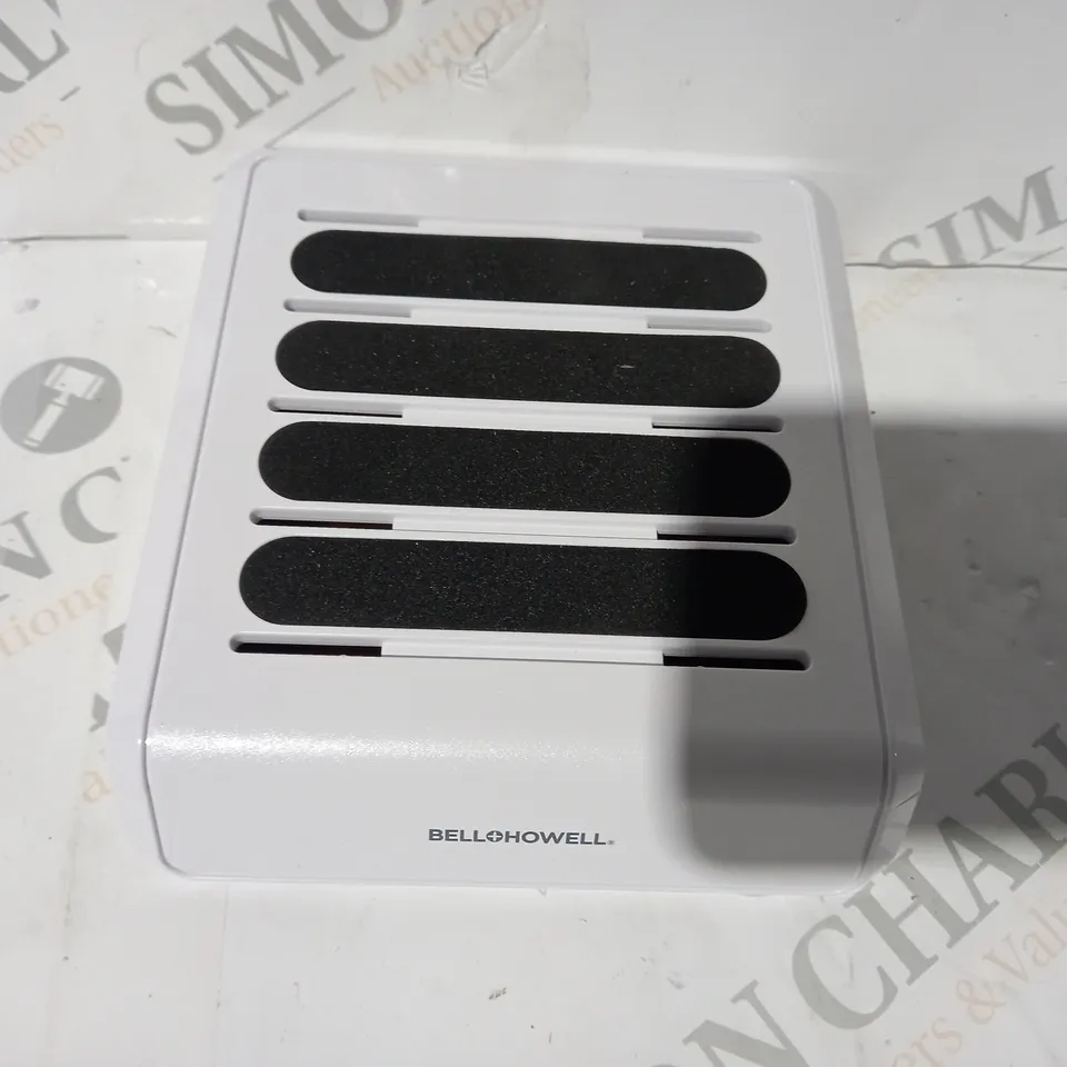 BOXED BELL & HOWELL MULTI-DEVICE USB POWER STATION
