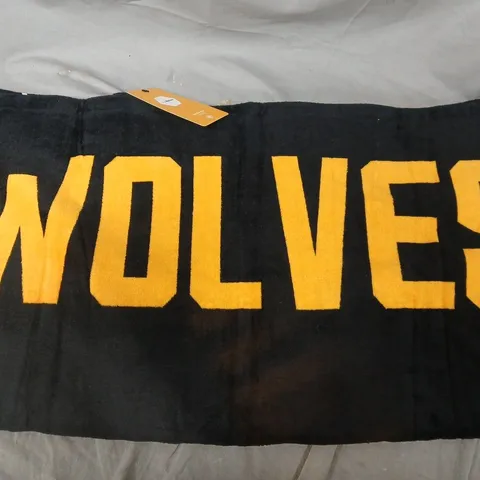 WOLVERHAMPTON WANDERERS MY WOLVES BEACH TOWEL  