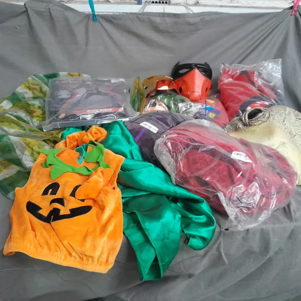 15 ASSORTED ITEMS TO INCLUDE: BLACK WIDOW COSTUME, FACE MASKS, HALOWEEN PUMPKIN KIDS COSTUME ETC