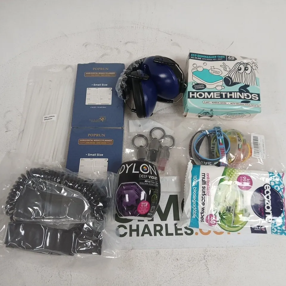 LOT OF ASSORTED HOUSEHOLD ITEMS TO INCLUDE DISHWASHER TABS, WEEKLY PLANNERS AND MULTI SURFACE PLANNERS