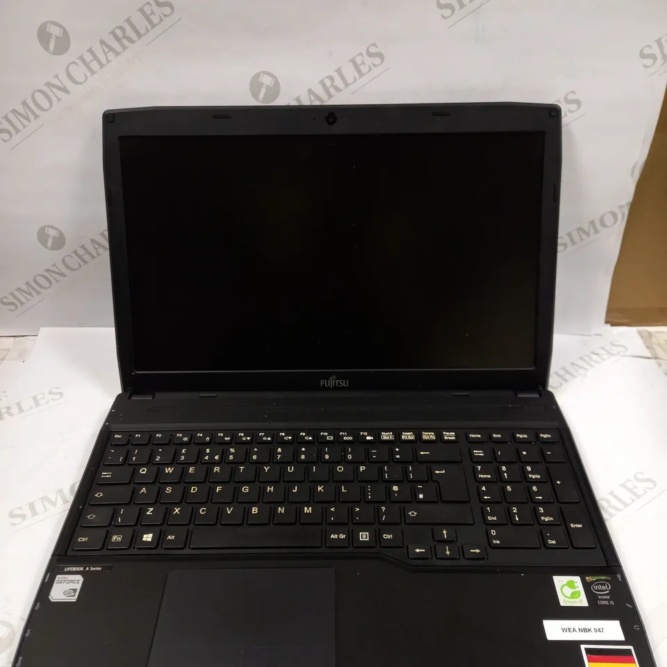 FUJITSU LIFEBOOK AH544 LAPTOP 