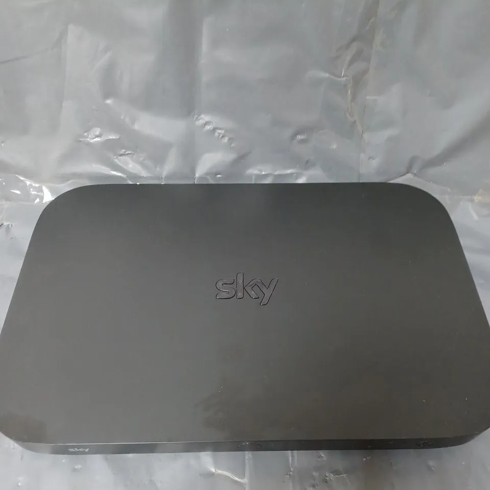 UNBOXED SKY TV BOX
