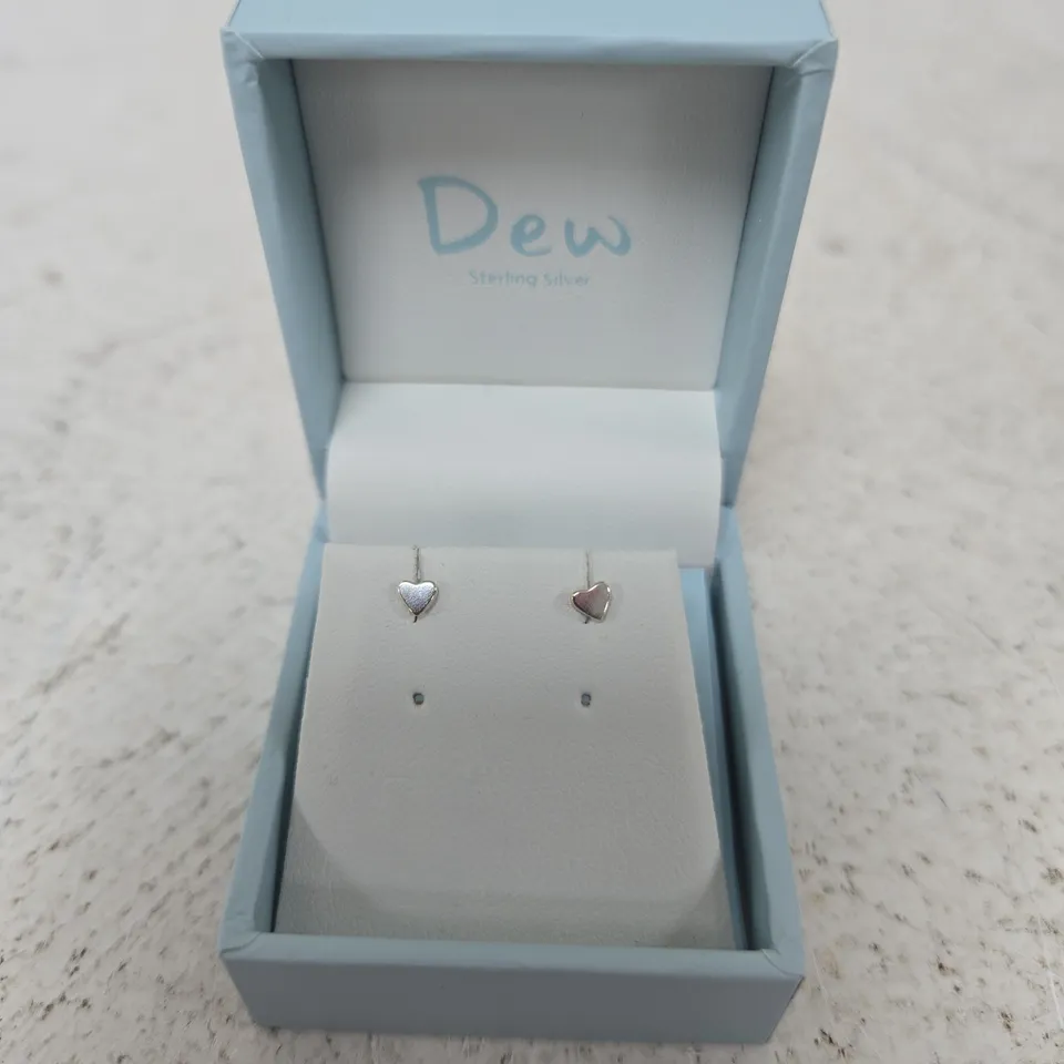 DEW STERLING SILVER HEART STUD EARRINGS 