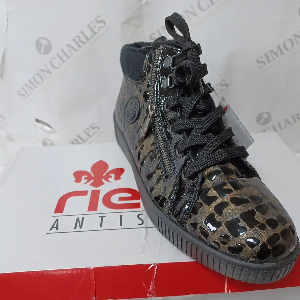 RIEKER TRAINER BOOT SIDE ZIP BLACK PATENT MULTI COLOURED - SIZE UK 7.5 - BOXED 