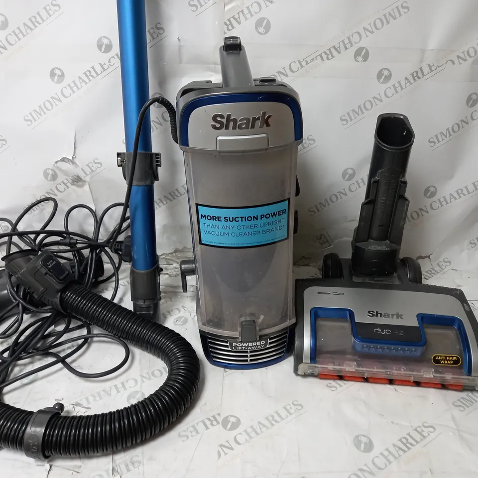 SHARK ANTI HAIR WRAP UPRIGHT VACUUM CLEANER