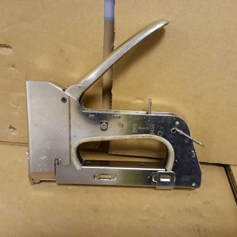 RAPID PRO R36 METAL CABLE TACKER