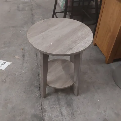 ALESSANDRO END TABLE