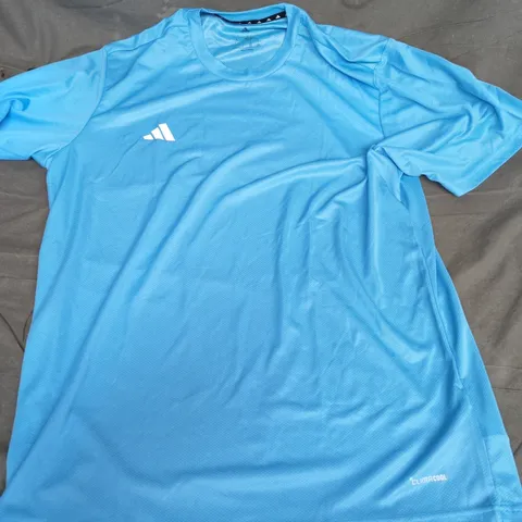 ADIDAS REGULAR FIT CLIMACOOL TEE IN BLUE - LARGE