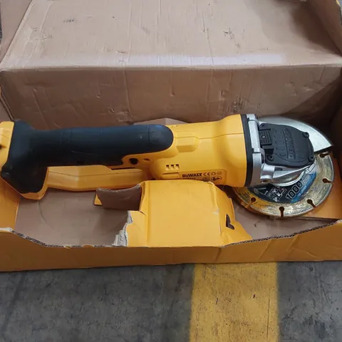BOXED DEWALT 18V XR LI-ION ANGLE GRINDER