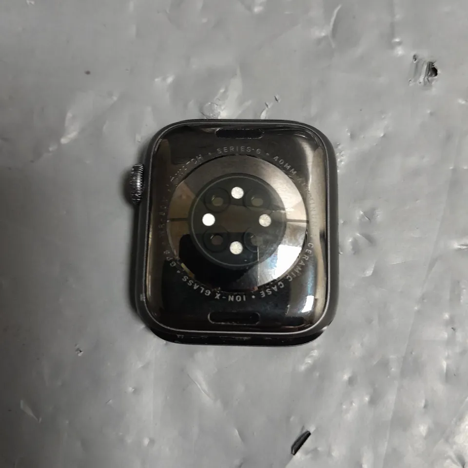 UNBOXED APPLE WATCH SERIES 6 40MM 