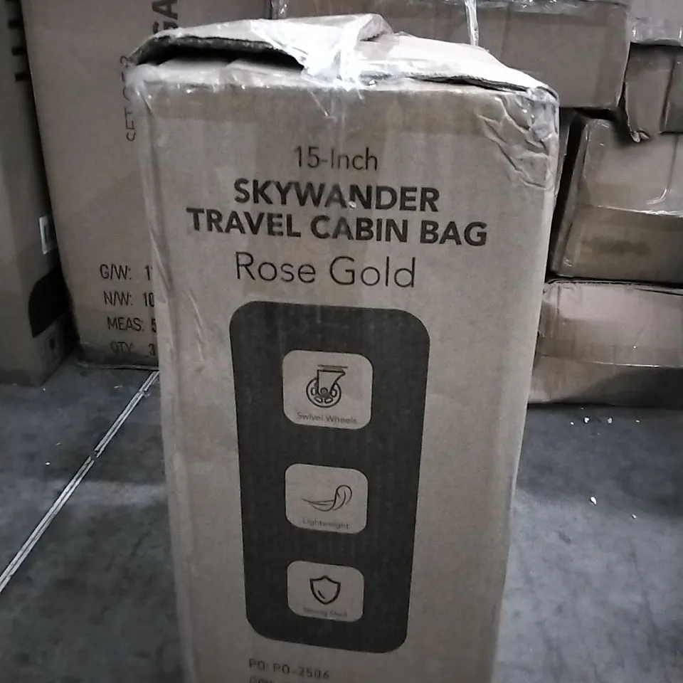 BOXED 15INCH SKYWANDER TRAVEL CABIN BAG ROSE GOLD