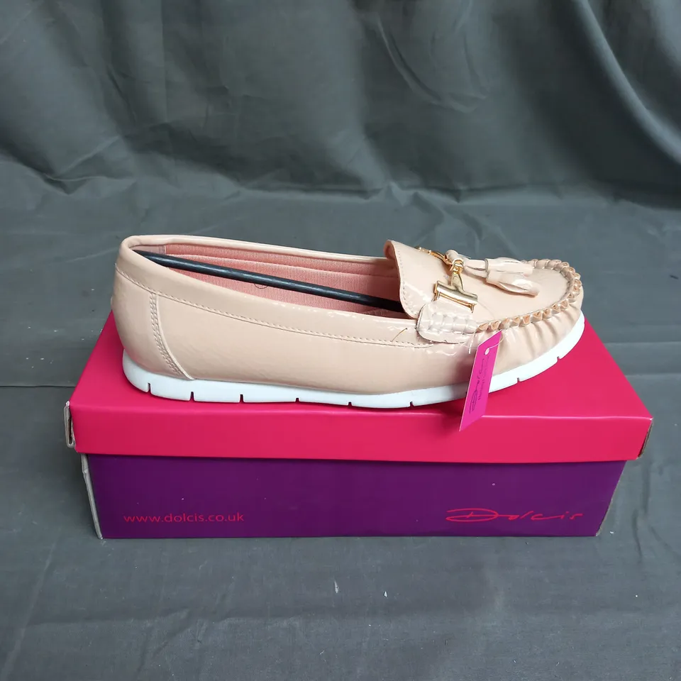 BOX OF 15 PAIRS OF DOLCIS KIRSTEN SLIP ON SHOE IN GLOSSY NUDE - VARIOUS SIZES