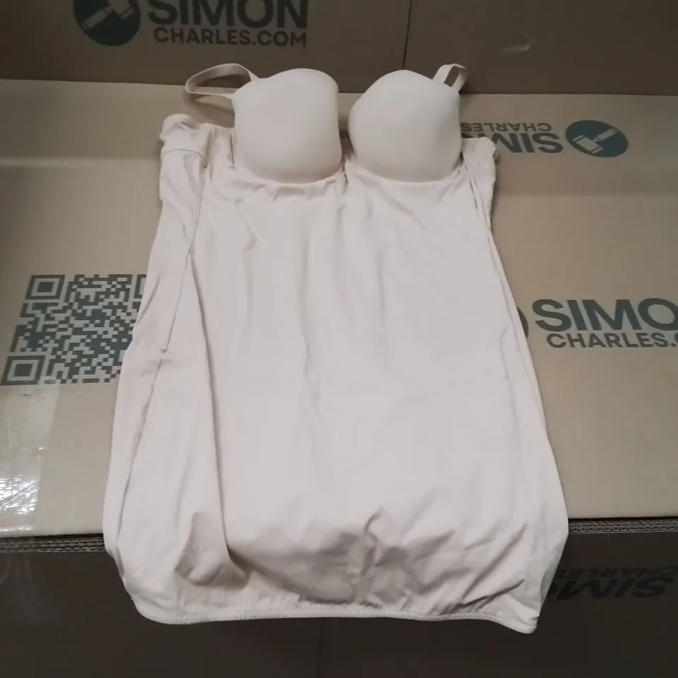 BOXED BRAND NEW APPROXIMATELY 4 FIGLEAVES FL SMOOTHING SLIP BODYSUIT LATTE SIZE 44B