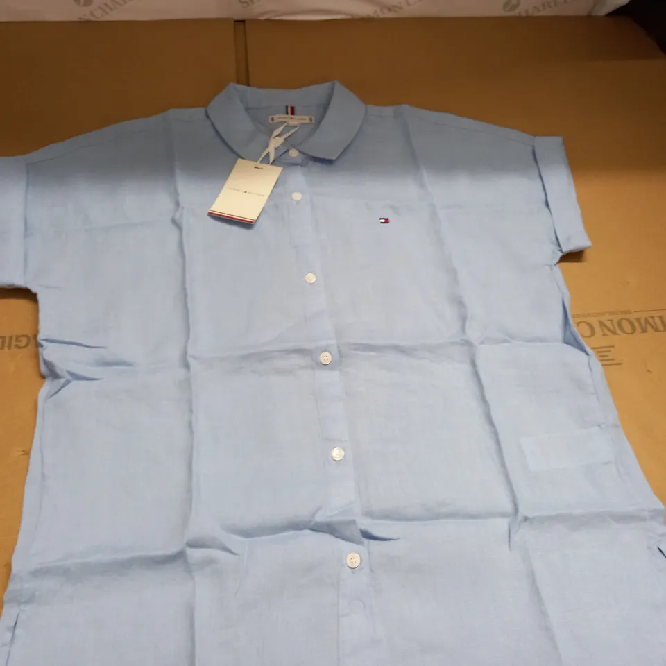 TOMMY HILFIGER LINEN SHIRT IN LIGHT BLUE - UK 10