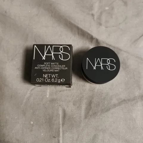 NARS SOFT MATTE COMPLETE CONCEALER – LIGHT 2.8 MARRON GLACÉ (BOXED)
