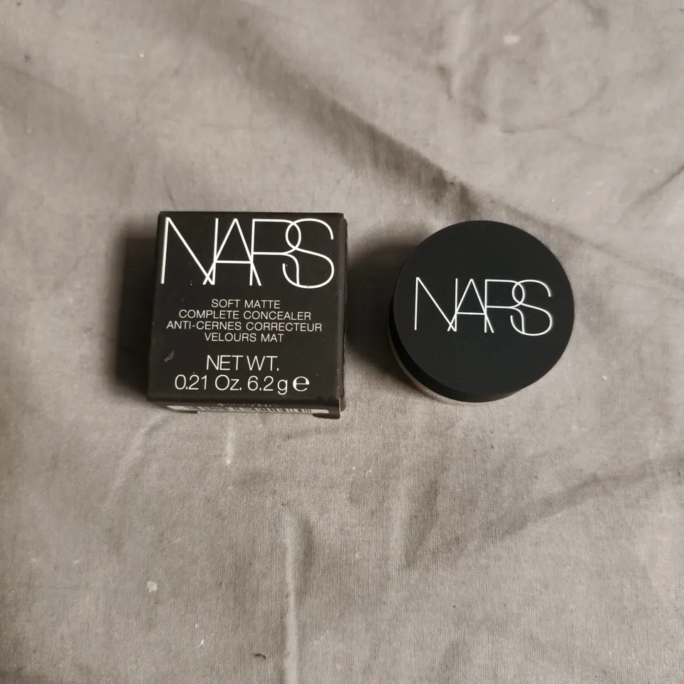 NARS SOFT MATTE COMPLETE CONCEALER – LIGHT 2.8 MARRON GLACÉ (BOXED)