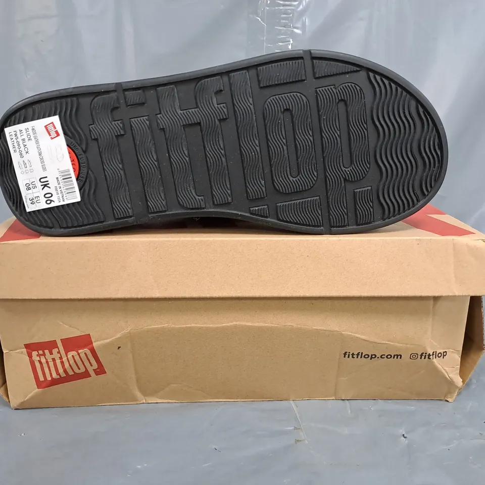 BOXED PAIR OF FITFLOP LEATHER FLATFORM CROSS SLIDES IN BLACK SIZE UK 6