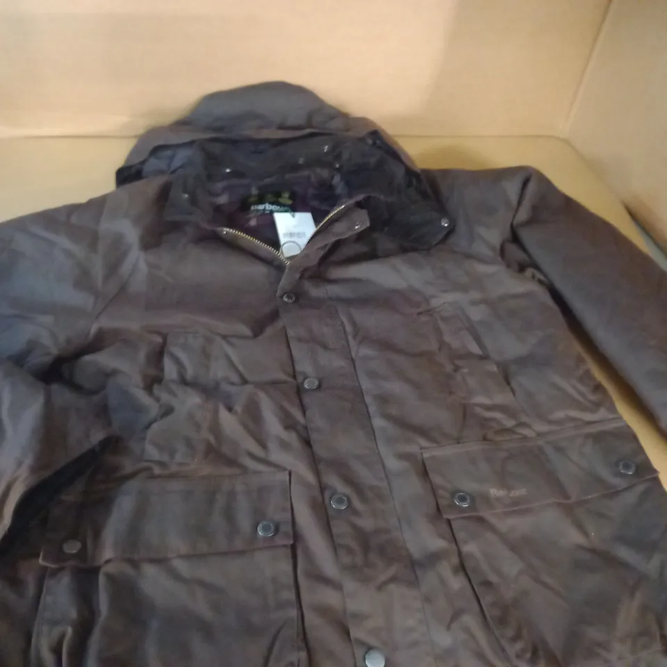 BARBOUR WINTER BEADLE COAT IN BROWN - XL